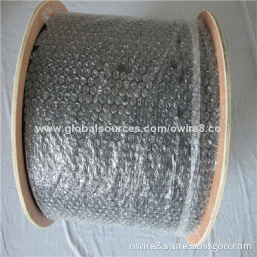 Outdoor Cat5e Cable with PE Waterproof Jacket, 60/75°C Rated Temperature